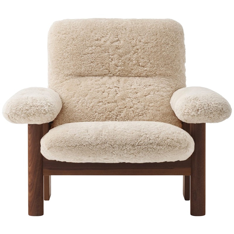 Brasilia Armchair, Dark Stained Oak / Sheepskin Nature