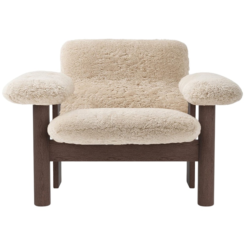 Brasilia Armchair Low Back, Dark Stained Oak / Sheepskin Nature