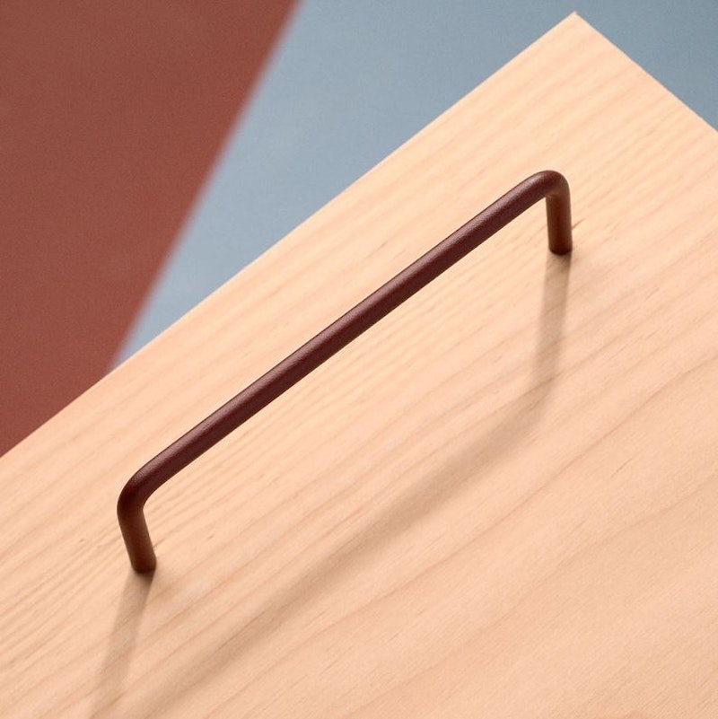 Thread Handle, Reddish Brown