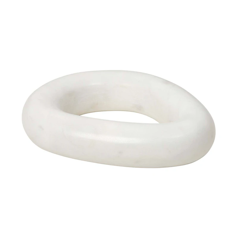 Elsa Trivet, White Marble