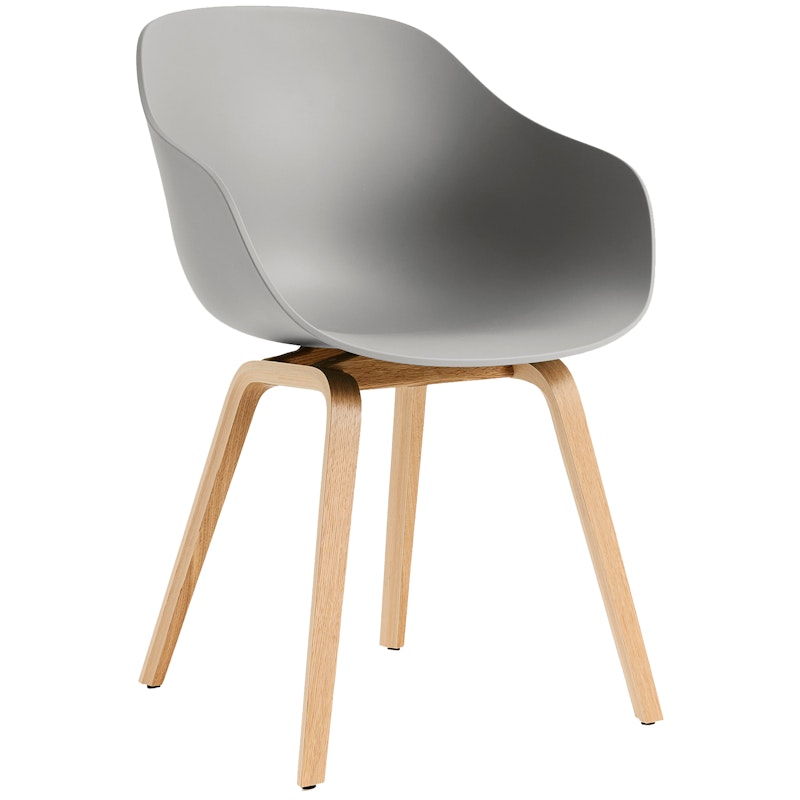 AAC 222 2.0 Armchair, Lacquered Oak / Concrete Grey