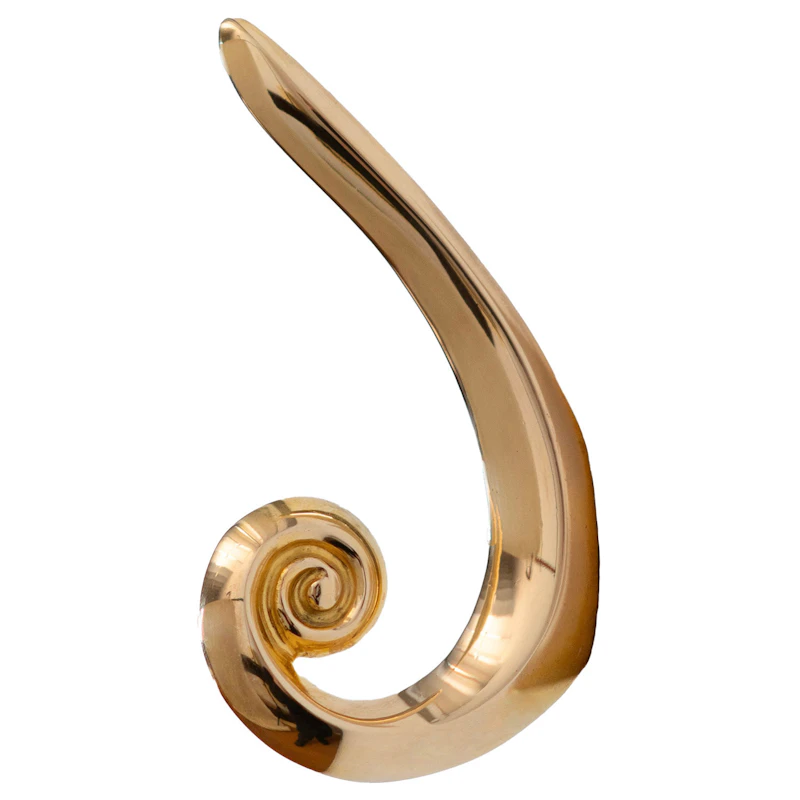 Noelle Hook, Brass