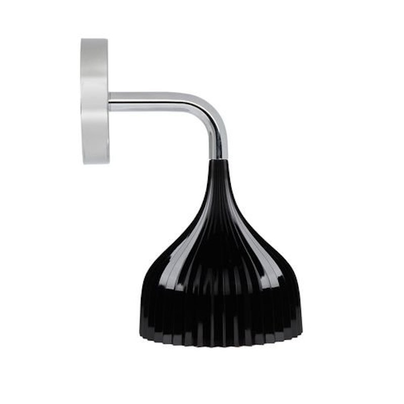 È Wall Lamp, Black