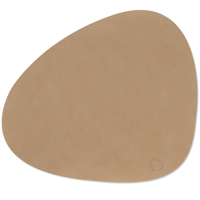 Curve L Table Mat Nupo 37x44 cm, Nougat