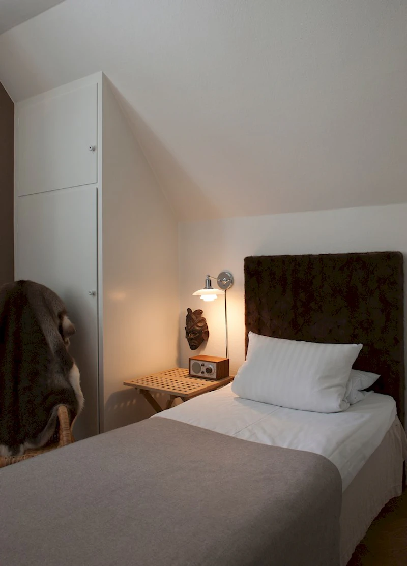 PH 2/1 Wall Lamp, Chrome Plated/White Opal Glass
