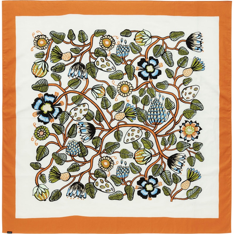 Tiara Tablecloth 137x144 cm