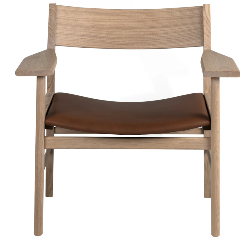Siza Lounge Chair, White Pigmented Oak / Cognac Leather