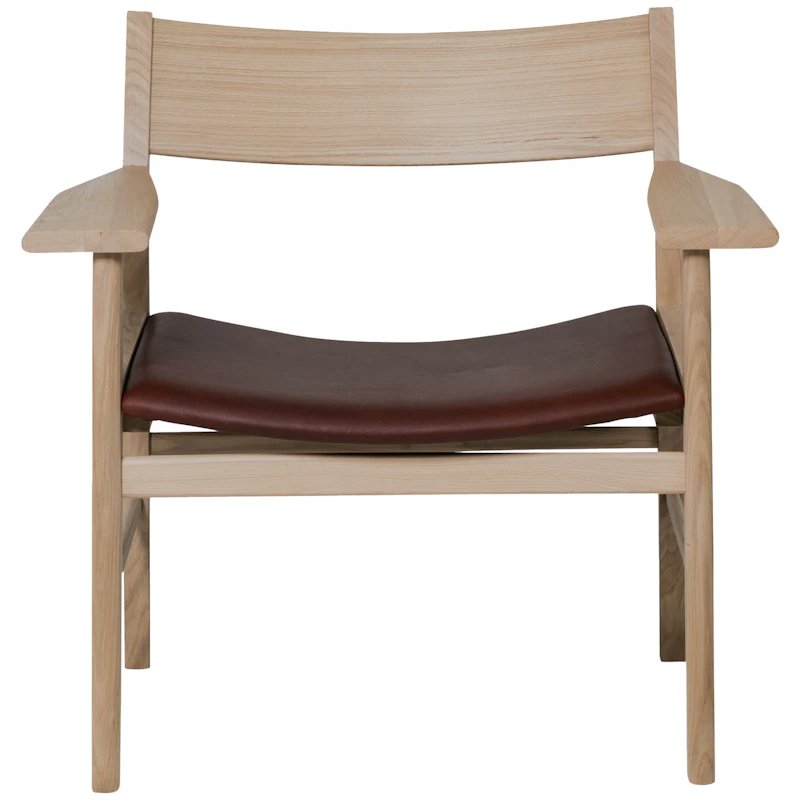 Siza Lounge Chair, White Pigmented Oak / Mocca Leather