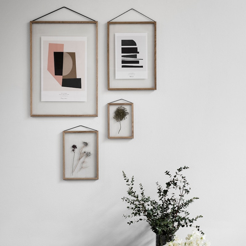 MOEBE フレーム 木製 A2 アートフレーム Frame A2 44x61,5 cm, Oak from MOEBE | RoyalDesign.co.uk