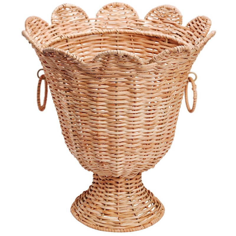 Scallop Vase Rattan, Natural