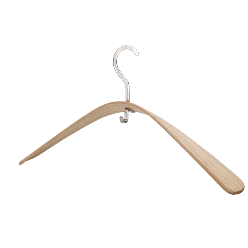 Pilot Hanger, Oak