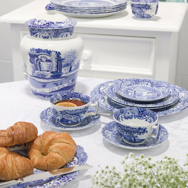 Blue Italian Plate, 27 cm from Spode | RoyalDesign.co.uk