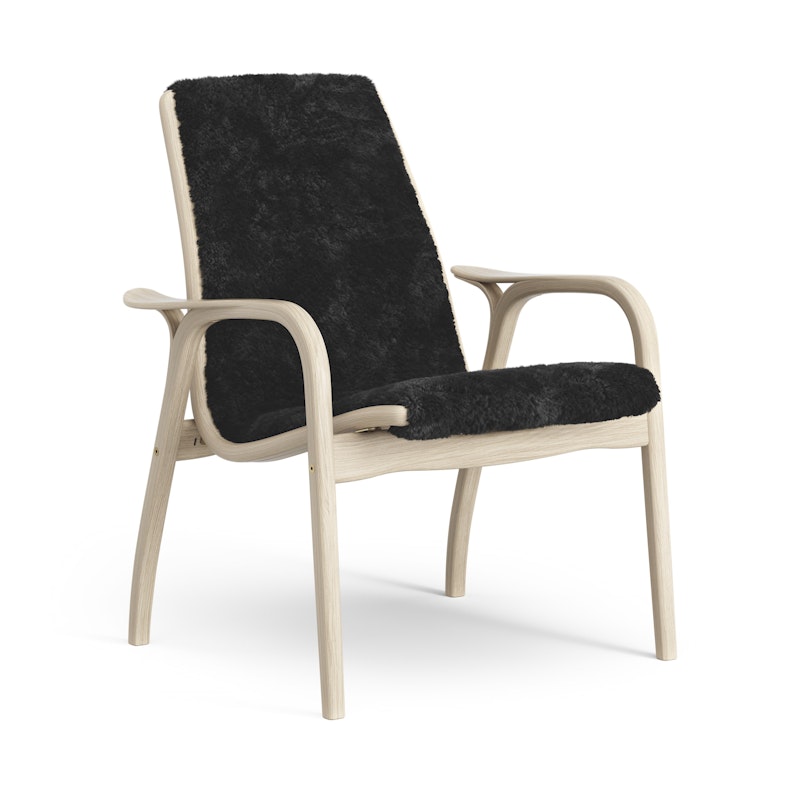 Laminett Armchair Sheepskin, White pigmented Lacquered oak / Black
