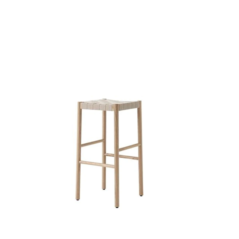 Betty TK8 Bar Stool Oak/Natural