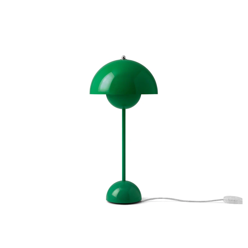 Flowerpot VP3 Table Lamp, Signal Green