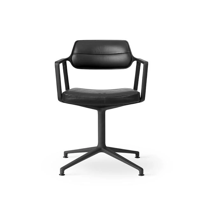 453 Swivel Chair With Feet Black/Black Leather